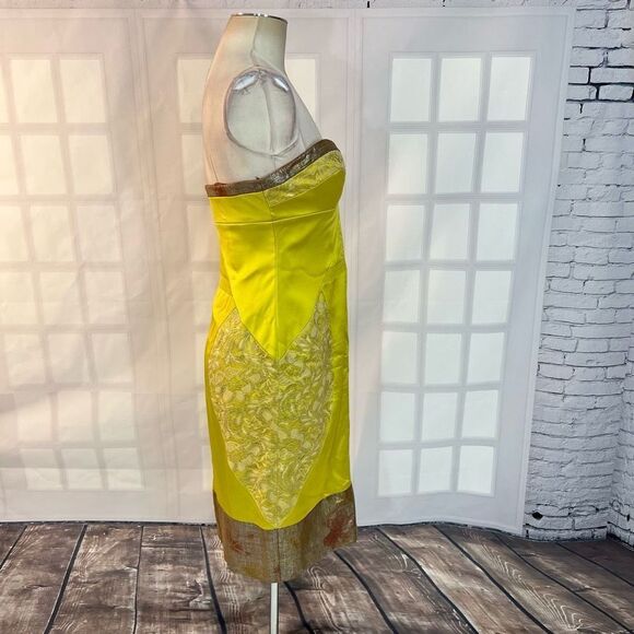 Nicole Miller collection yellow silk satin lace accent strapless cocktail dress - Picture 3 of 10